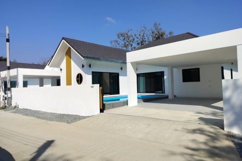 Chalet de 3 dormitorios en Chiang Mai, Tailandia № 162945 - foto 4