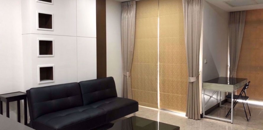 Condominio de 1 dormitorio en Khlong Toei, Bangkok, Tailandia № 63312