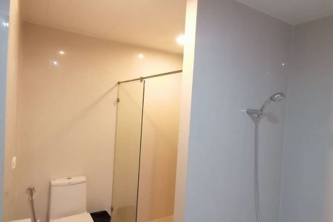 Condominio de 2 dormitorios en Din Daeng, Bangkok, Tailandia № 63313 - foto 11