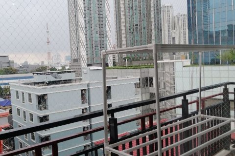 Condominio de 2 dormitorios en Din Daeng, Bangkok, Tailandia № 63313 - foto 15