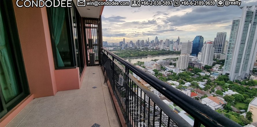 Condo in Watthana, Bangkok, Thailand, 3 bedrooms  № 200788