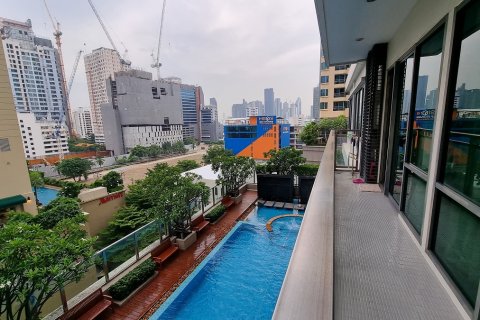 Condo in Watthana, Bangkok, Thailand, 2 bedrooms № 200789 - photo 5