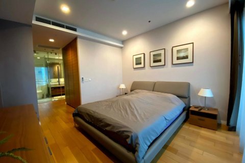 Condominio de 2 dormitorios en Khlong San, Bangkok, Tailandia № 138099 - foto 4