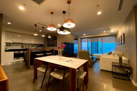 Condominio de 2 dormitorios en Khlong San, Bangkok, Tailandia № 138099 - foto 10