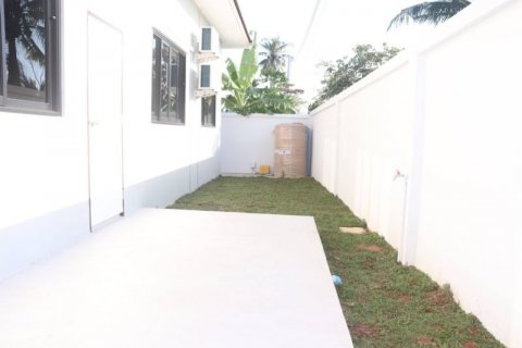 Casa de 3 dormitorios en Bang Lamung, Tailandia № 64955 - foto 19