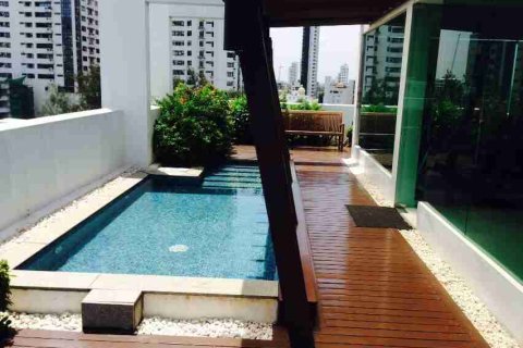 Condominio de 2 dormitorios en Bangkok, Tailandia № 183101 - foto 11