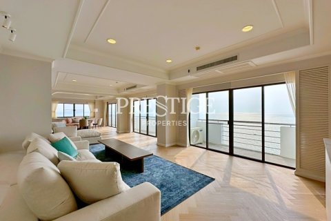 Eigentumswohnung in Pattaya, Thailand, 3 Schlafzimmer  № 197742