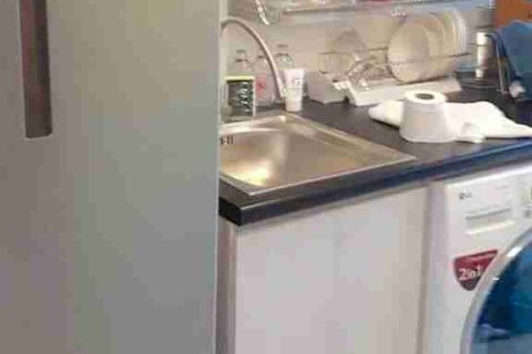 Condominio de 1 dormitorio en Thonburi, Bangkok, Tailandia № 208750 - foto 6