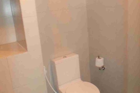 Condominio de 1 dormitorio en Bangkok, Tailandia № 208753 - foto 4
