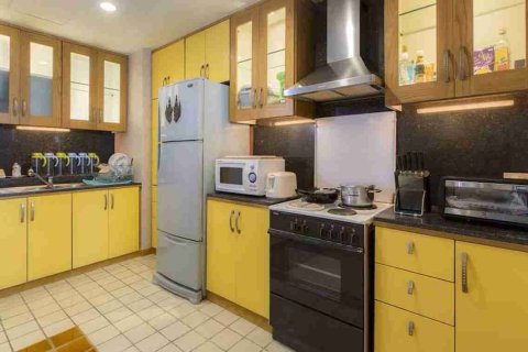 Condominio de 1 dormitorio en Bangkok, Tailandia № 208752 - foto 5