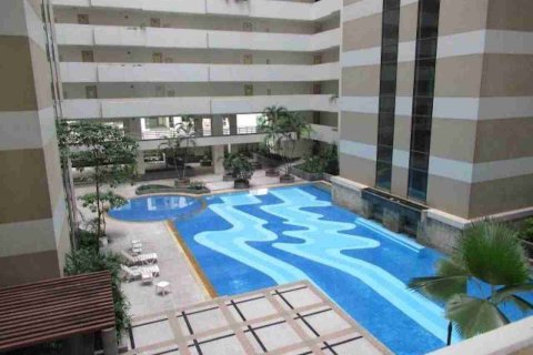 Condominio de 1 dormitorio en Bangkok, Tailandia № 208752 - foto 2