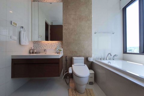 Sobre plano Bright Sukhumvit 24 en Bangkok, Tailandia № 36707 - foto 13