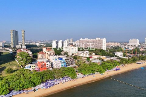 Земельный участок в Паттайе, Таиланд 16673м2 № 198175 - фото 9