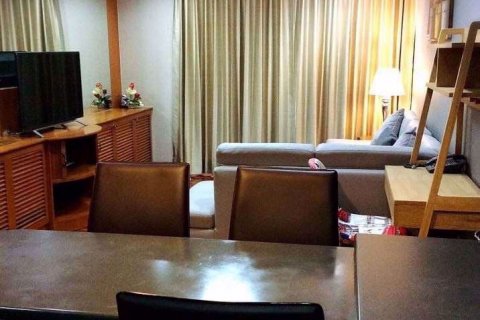 Condominio de 2 dormitorios en Watthana, Bangkok, Tailandia № 59955 - foto 2
