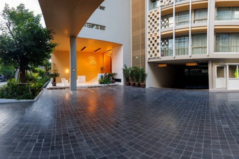 Condominio de 2 dormitorios en Bangkok, Tailandia № 180745 - foto 12