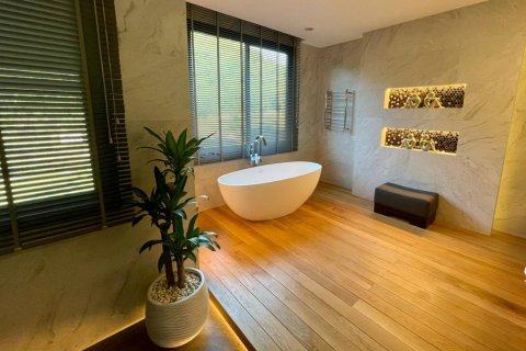 Casa de 4 dormitorios en Hua Hin, Tailandia № 180749 - foto 10
