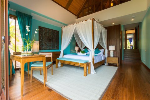 Casa de 5 dormitorios en Ko Samui, Tailandia № 180746 - foto 15