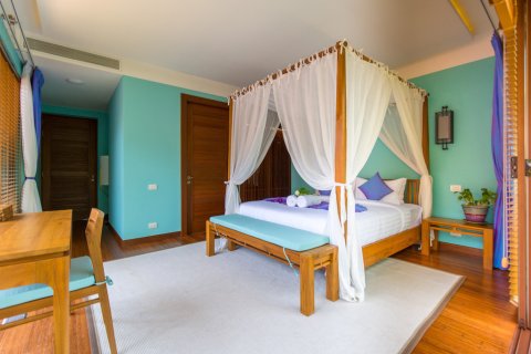 Casa de 5 dormitorios en Ko Samui, Tailandia № 180746 - foto 16