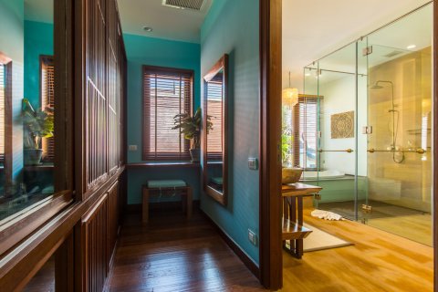 Casa de 5 dormitorios en Ko Samui, Tailandia № 180746 - foto 18