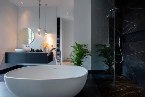 Casa de 5 dormitorios en Hua Hin, Tailandia № 180750 - foto 17