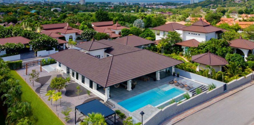 Casa de 5 dormitorios en Hua Hin, Tailandia № 180750