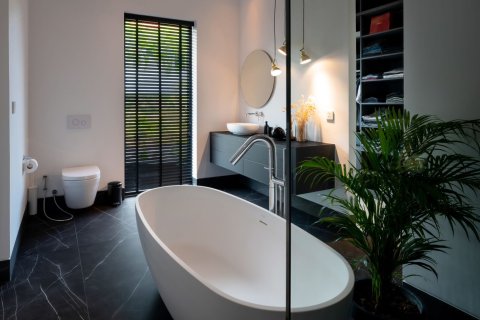 Casa de 5 dormitorios en Hua Hin, Tailandia № 180750 - foto 16