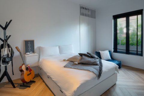 Casa de 5 dormitorios en Hua Hin, Tailandia № 180750 - foto 22