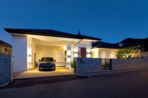 Casa de 5 dormitorios en Hua Hin, Tailandia № 180750 - foto 30