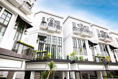 Casa de 4 dormitorios en Bangkok, Tailandia № 180744 - foto 4