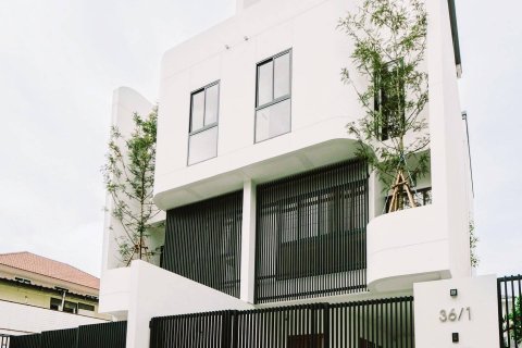 House in Bangkok, Thailand 3 bedrooms № 180748