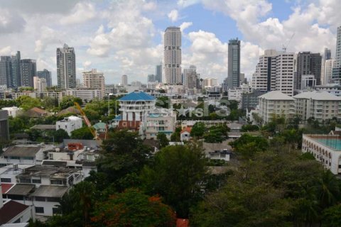 Condominio de 3 dormitorios en Bangkok, Tailandia № 66959 - foto 2