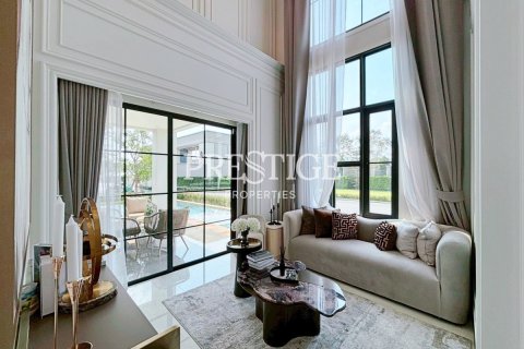 House in Pattaya, Thailand 4 bedrooms № 197692 - photo 3