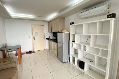 Condominio de 1 dormitorio en Jomtien Beach, Pattaya, Tailandia № 204300 - foto 4