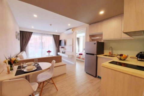 Condominio de 1 dormitorio en Jomtien Beach, Pattaya, Tailandia № 204302 - foto 8