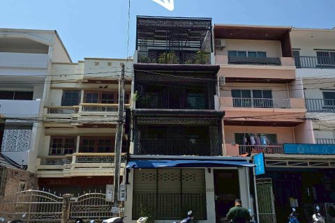 Commercial property in Pattaya, Thailand 464 sq.m. № 161533 - photo 2