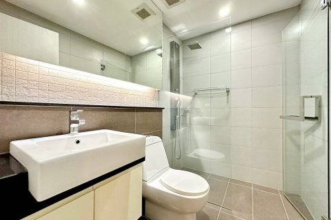 Condo in Pattaya, Thailand, 2 bedrooms № 161534 - photo 8