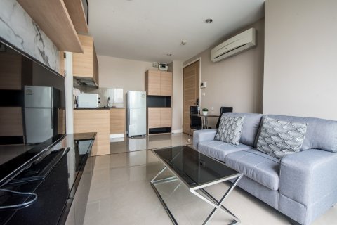 Condominio de 1 dormitorio en Bangkok, Tailandia № 144058 - foto 2