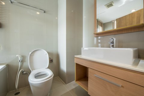 Condominio de 1 dormitorio en Bangkok, Tailandia № 144058 - foto 14