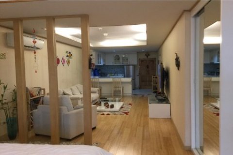 Estudio en el condominio en Bangkok, Tailandia № 144057 - foto 3