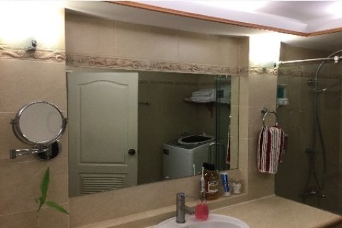 Estudio en el condominio en Bangkok, Tailandia № 144057 - foto 9