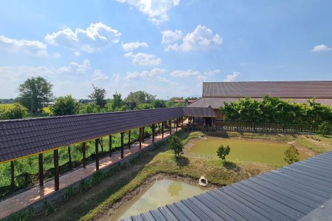 Local comercial 1200 m2 en Chiang Mai, Tailandia № 162817