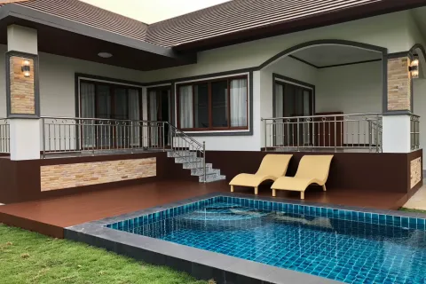 Casa de 4 dormitorios en Chiang Mai, Tailandia № 162813 - foto 11