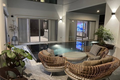 Haus in Bangkok, Thailand 5 Schlafzimmer № 142979