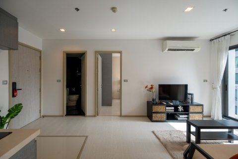 Condominio de 2 dormitorios en Bangkok, Tailandia № 142975 - foto 2