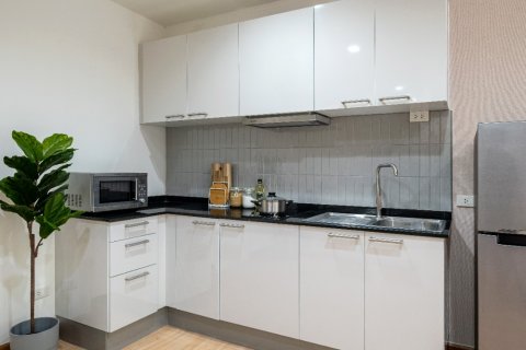 Condominio de 2 dormitorios en Bangkok, Tailandia № 142974 - foto 17