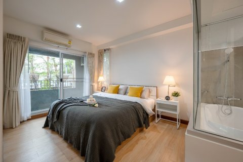 Condominio de 2 dormitorios en Bangkok, Tailandia № 142974 - foto 9