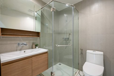 Condominio de 2 dormitorios en Bangkok, Tailandia № 142974 - foto 18