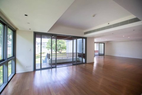 Condominio de 4 dormitorios en Bangkok, Tailandia № 147012 - foto 6