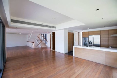 Condominio de 4 dormitorios en Bangkok, Tailandia № 147012