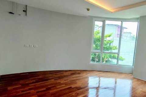 Condominio de 1 dormitorio en Bangkok, Tailandia № 147009 - foto 3